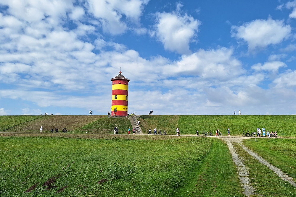 Norddeutschland -Otto-Leuchtturm in Pilsum bei Greetsiel, Norbert J. Seifert
