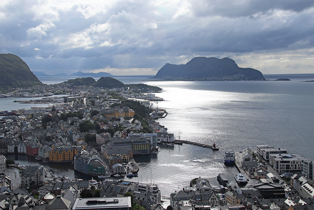 Norwegen - Ålesund mit Blick vom Aksla, Norbert J. Seifert